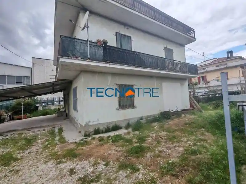 Villa unifamiliare via dei Castani 8, Centro, Martinsicuro - foto 3