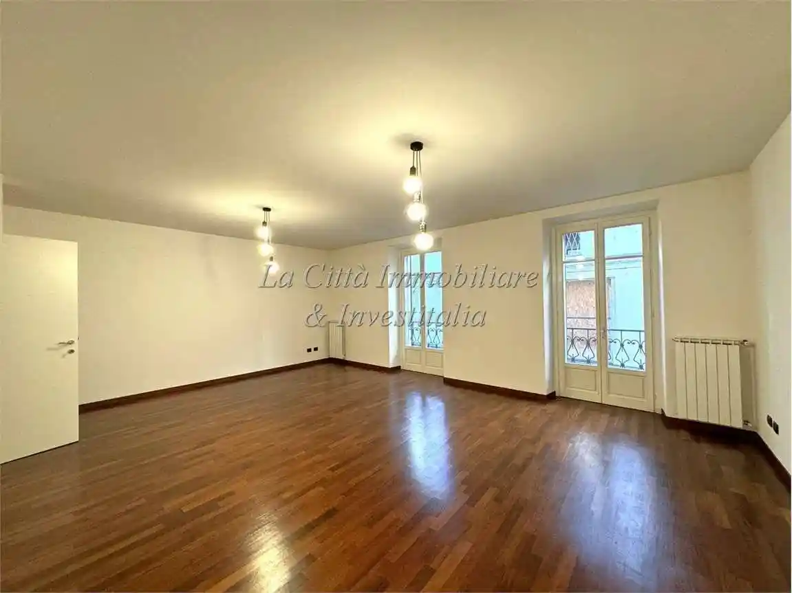 Appartamento in vendita a Novara