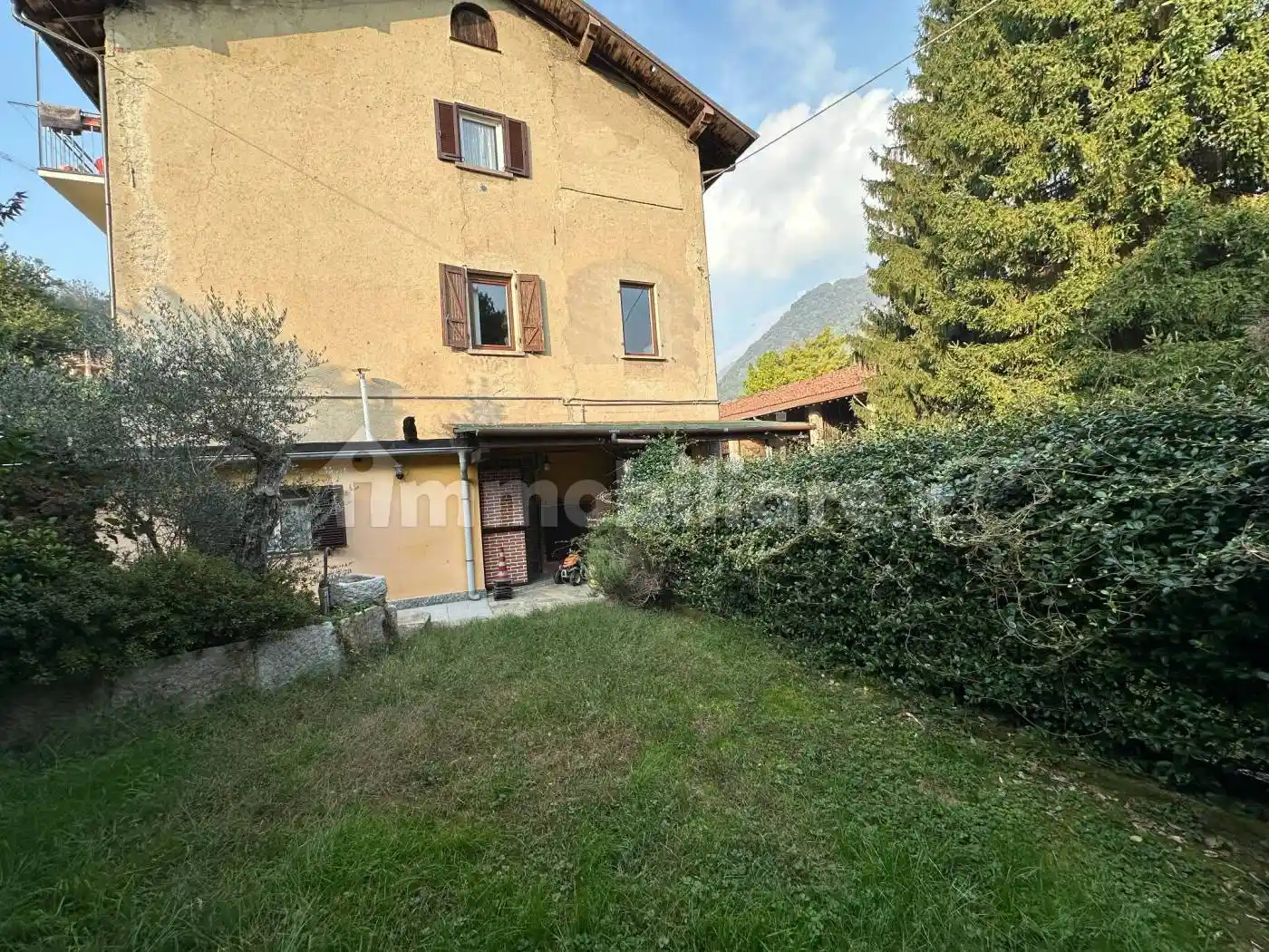 Appartamento in vendita a Laveno-Mombello