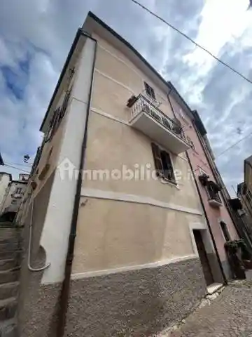 Terratetto unifamiliare largo Scoccia, Centro, Rocca di Mezzo - foto 3