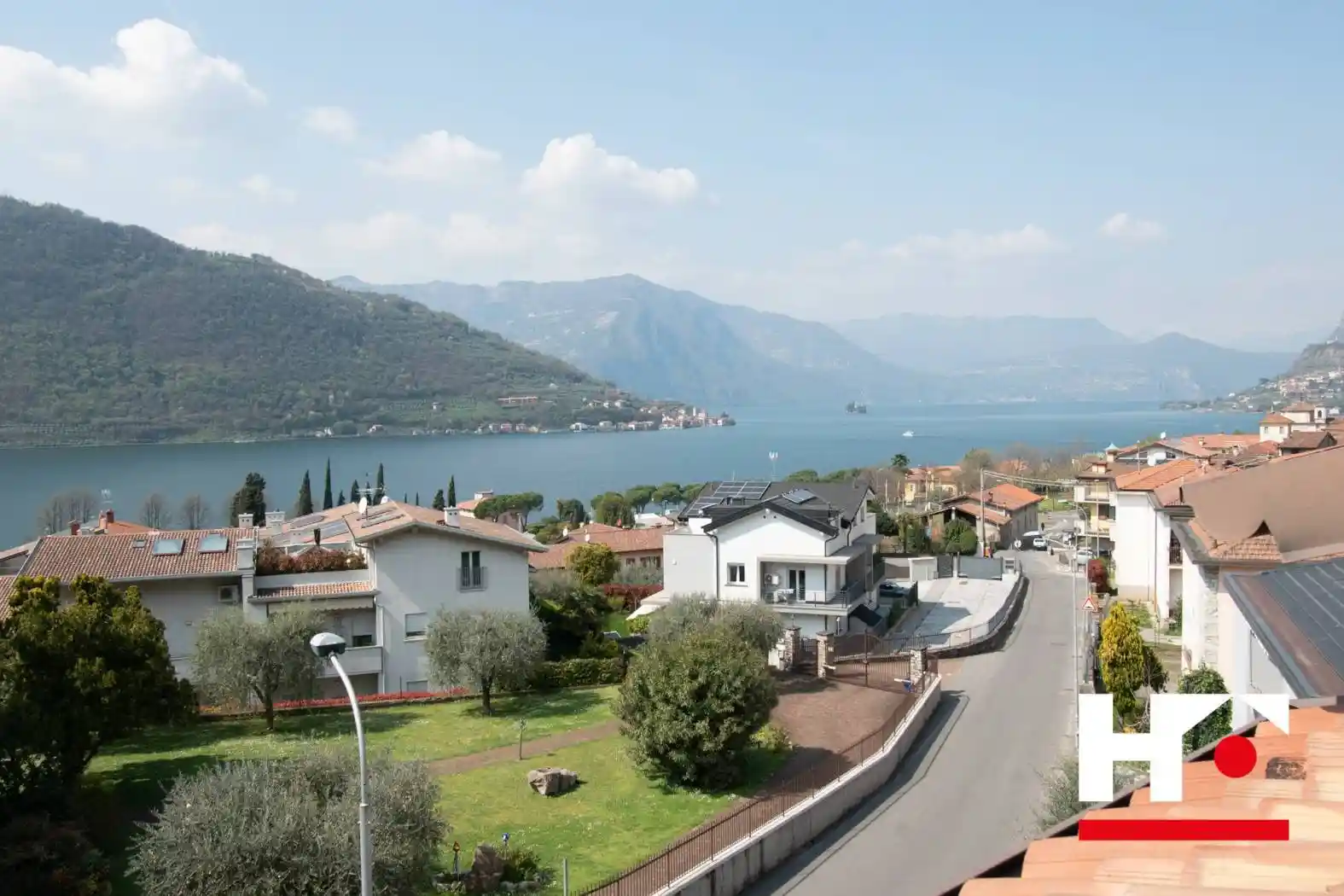 Casa indipendente in vendita a Sale Marasino