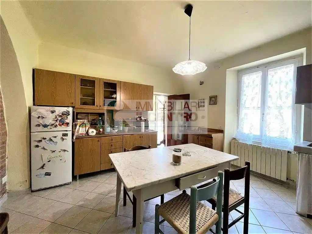 Casa indipendente in vendita a Castelnuovo Magra