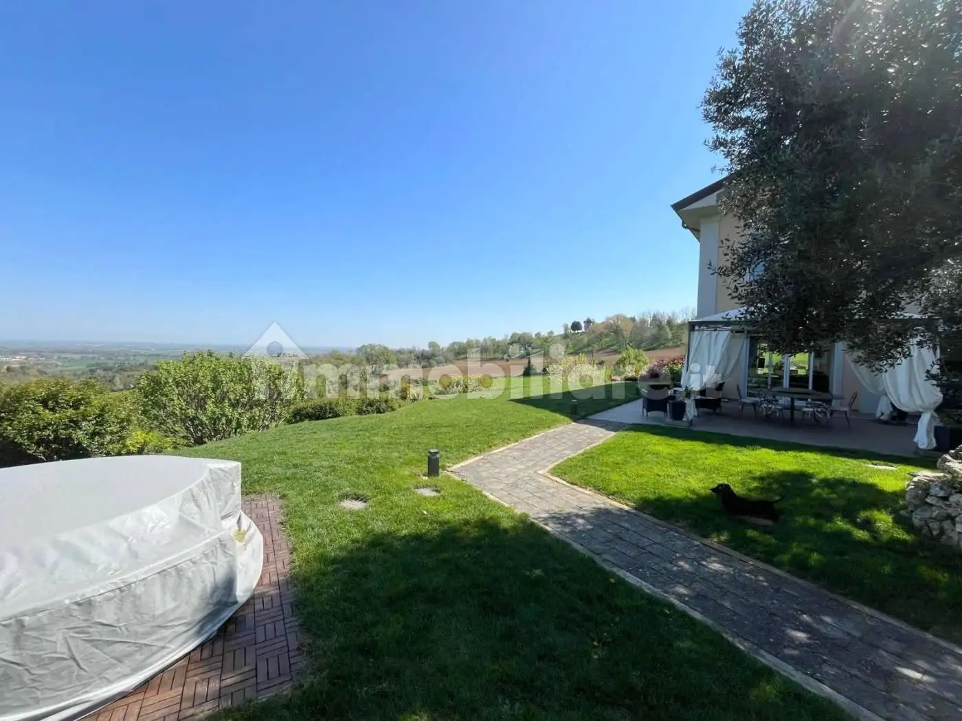 Villa in vendita a Ozzano dell'Emilia