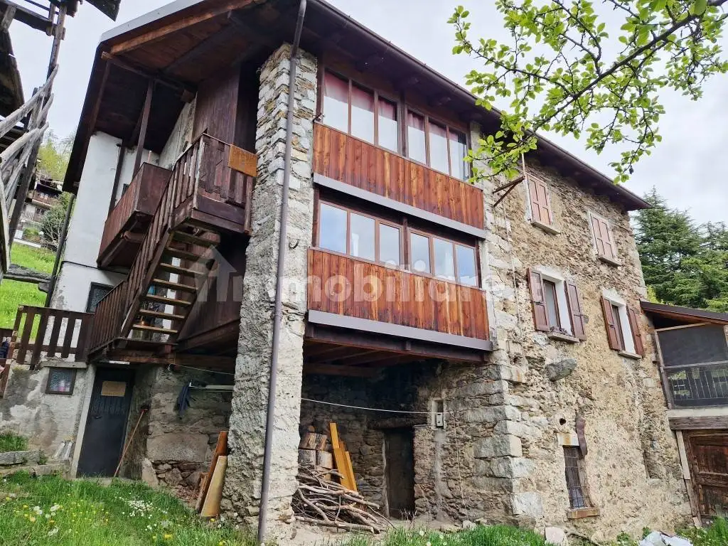 Rustico - Casale in vendita a Cevo
