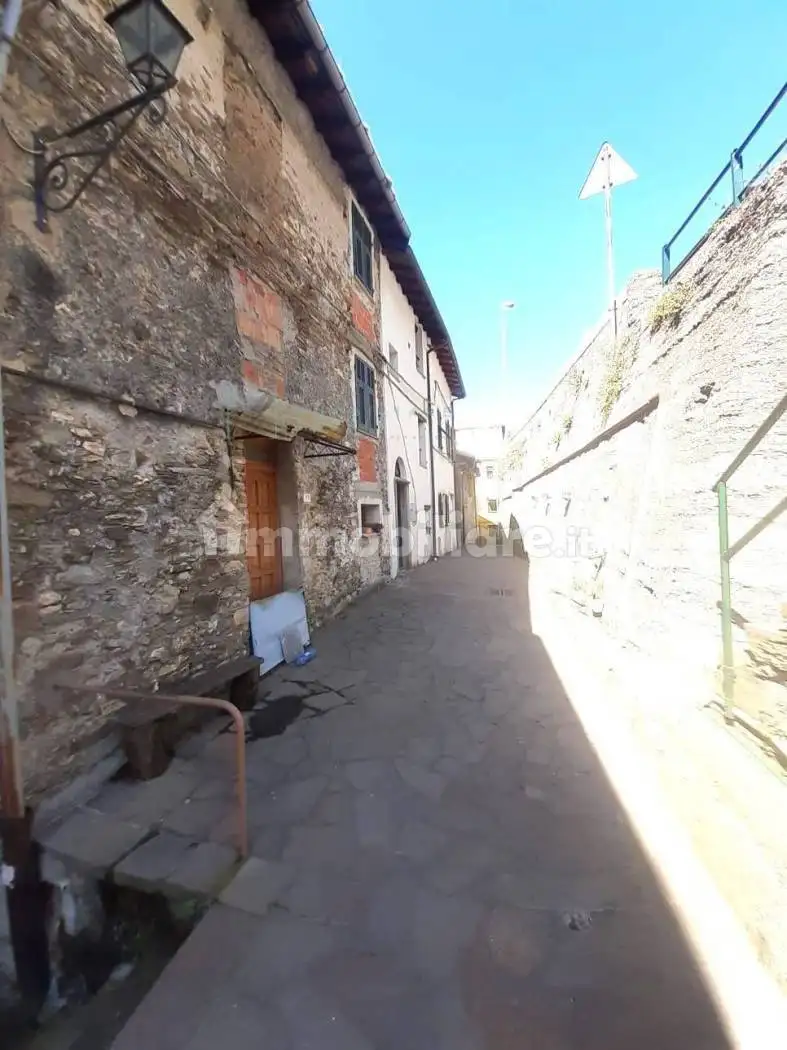 Rustico - Casale in vendita a Pornassio