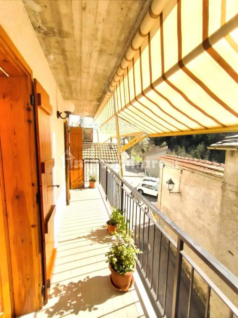 Appartamento in vendita a Cosio d'Arroscia