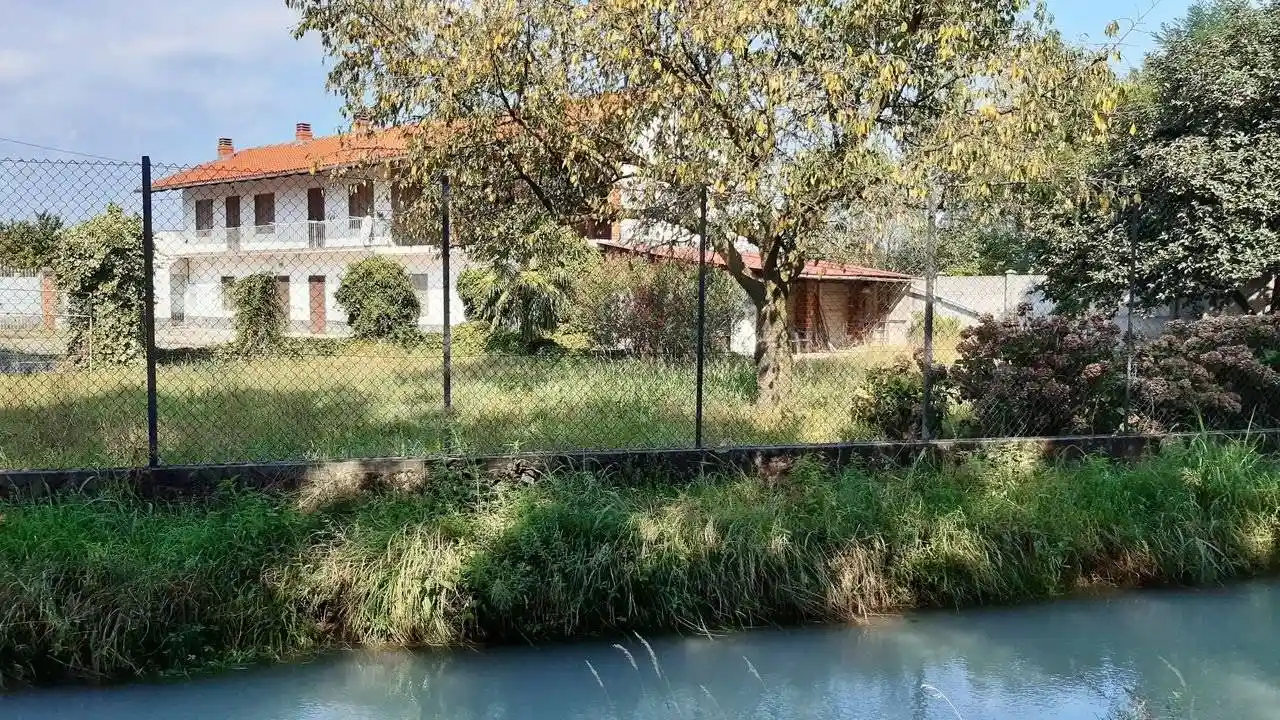 Casale via Moncrivello 22, Cigliano - foto 3