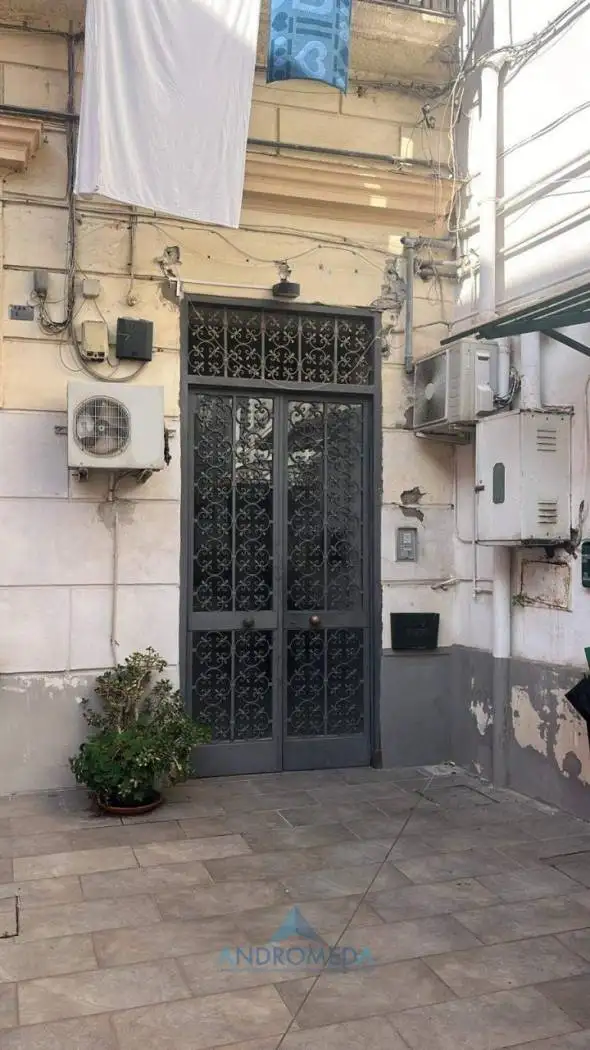 Appartamento in affitto a Napoli