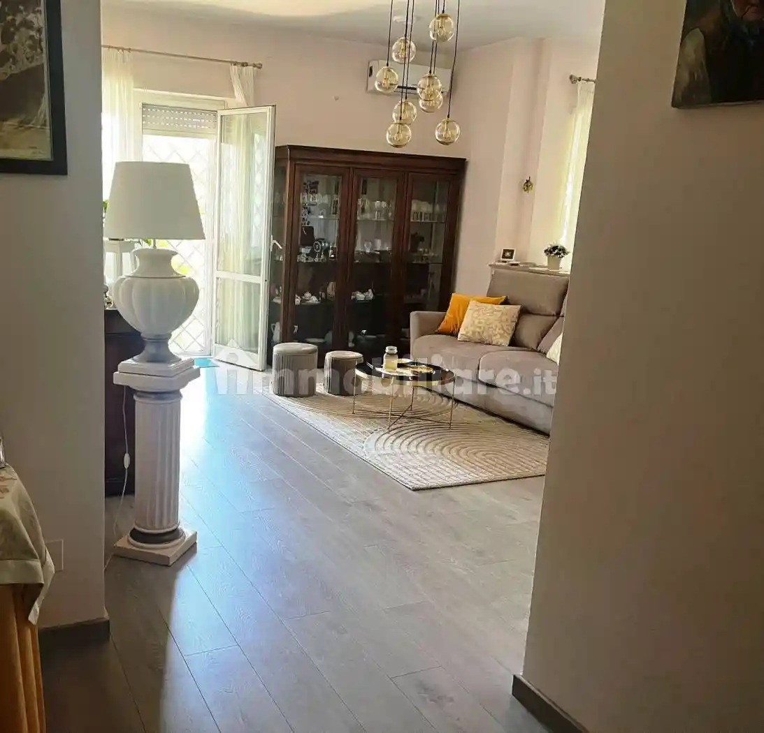 Trilocale via Simonide, Axa, Roma - foto 5