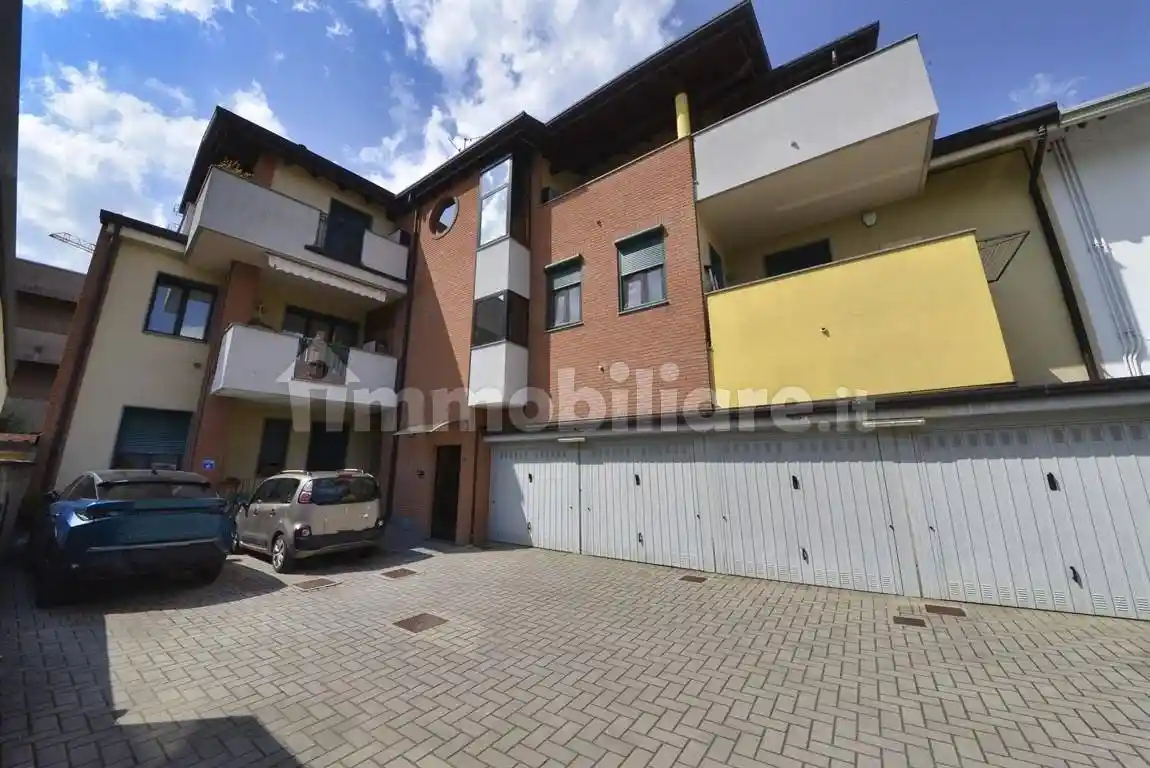 Appartamento in vendita a Solaro