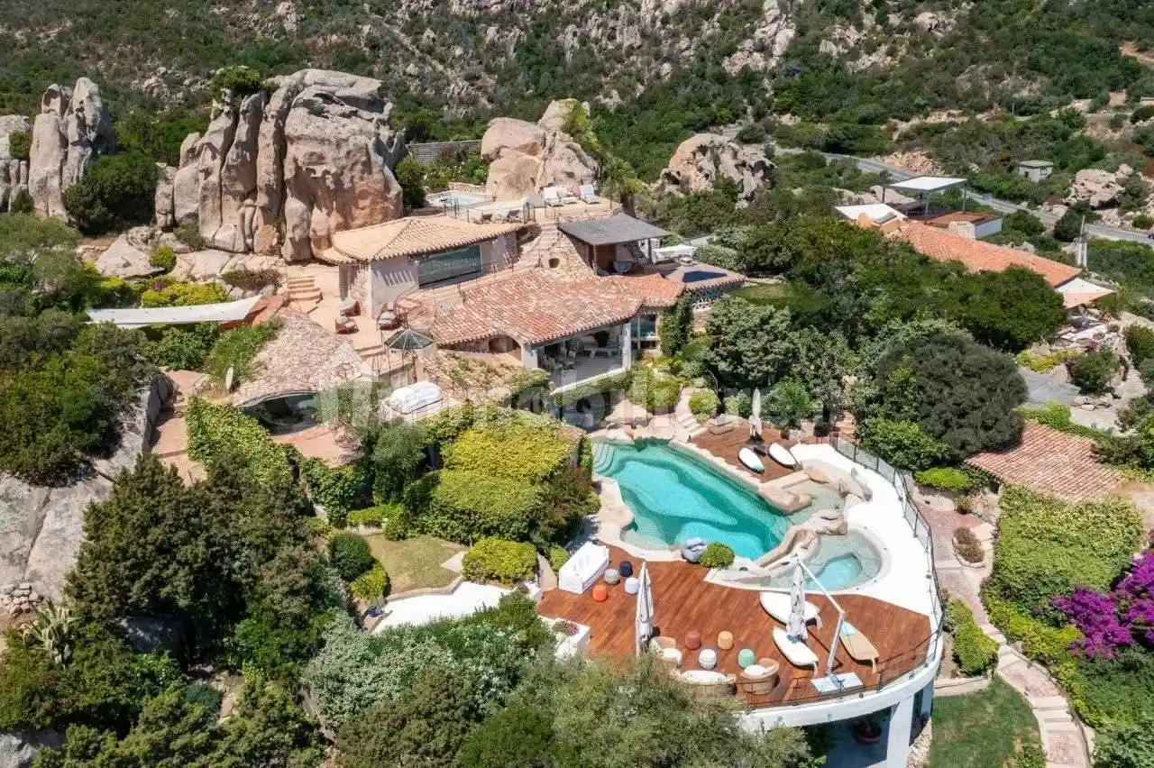 Villa in vendita a Arzachena