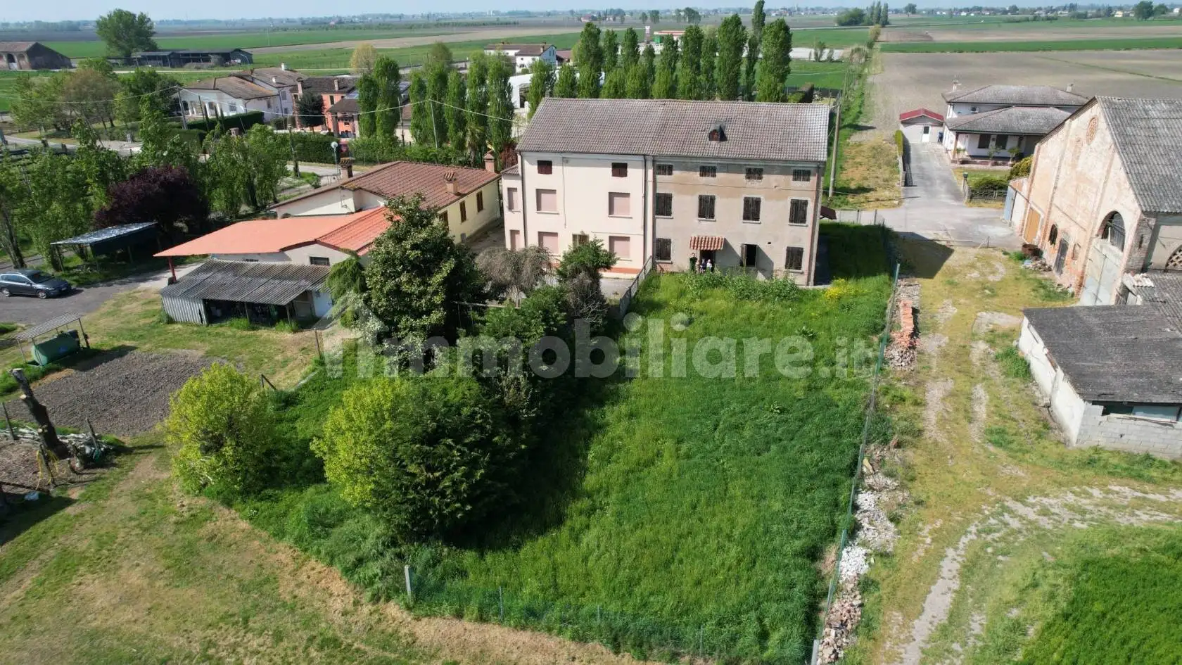 Villa unifamiliare via Stradone Runzi 2029, Bagnolo di Po - foto 2