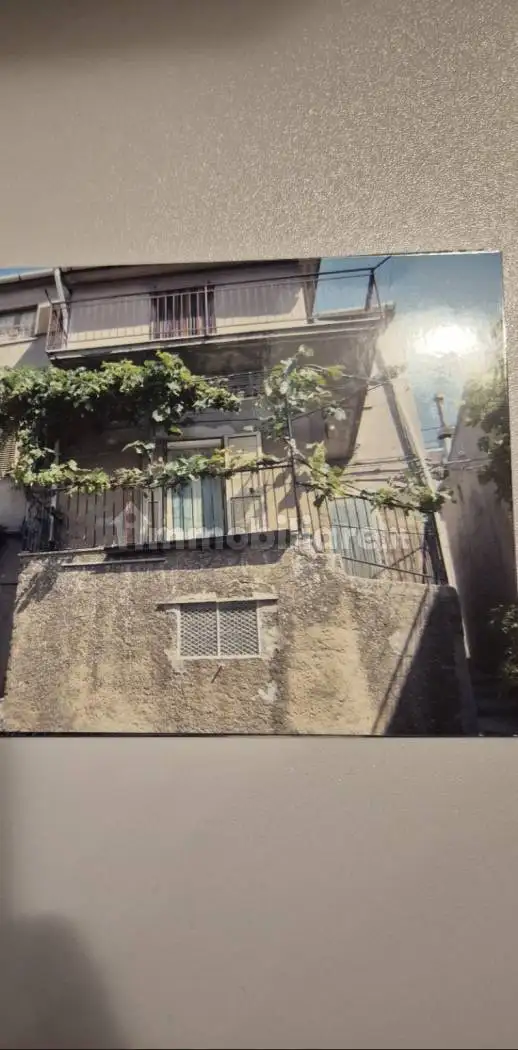 Casa indipendente in vendita a Savelli
