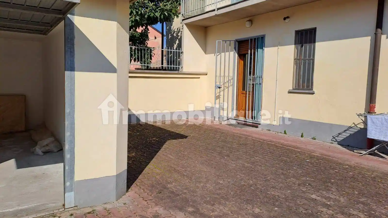 Casa indipendente in vendita a Voghera