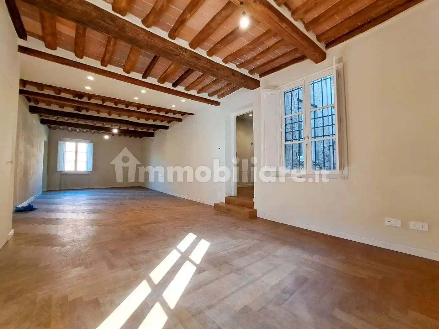 Appartamento in vendita a Lucca