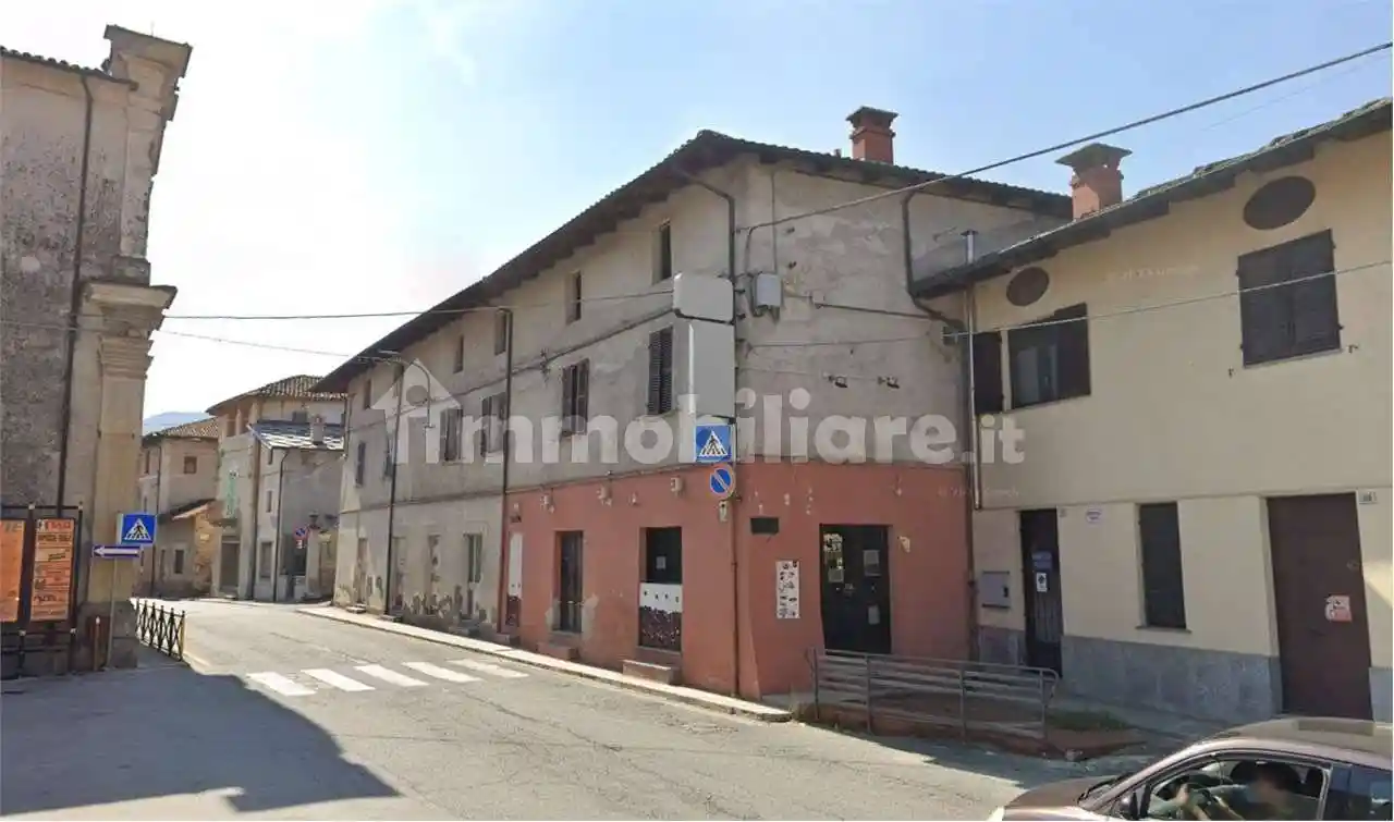 Appartamento all'asta via della Ronda, Envie - foto 3