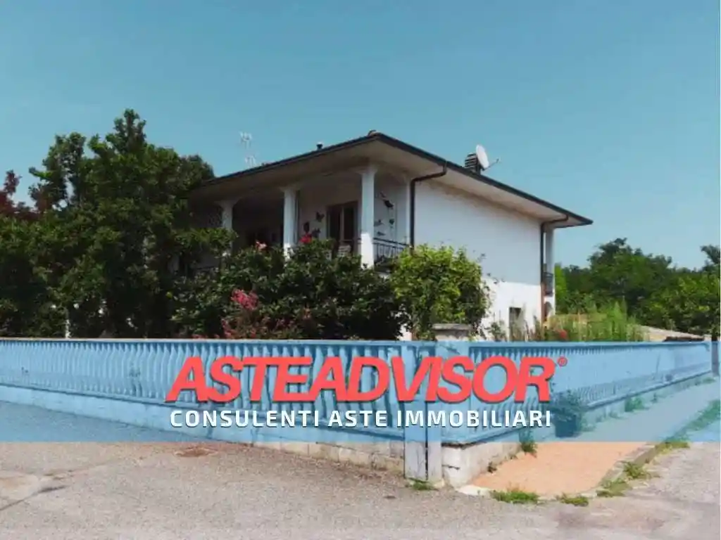 Villa in vendita a San Cipriano Po