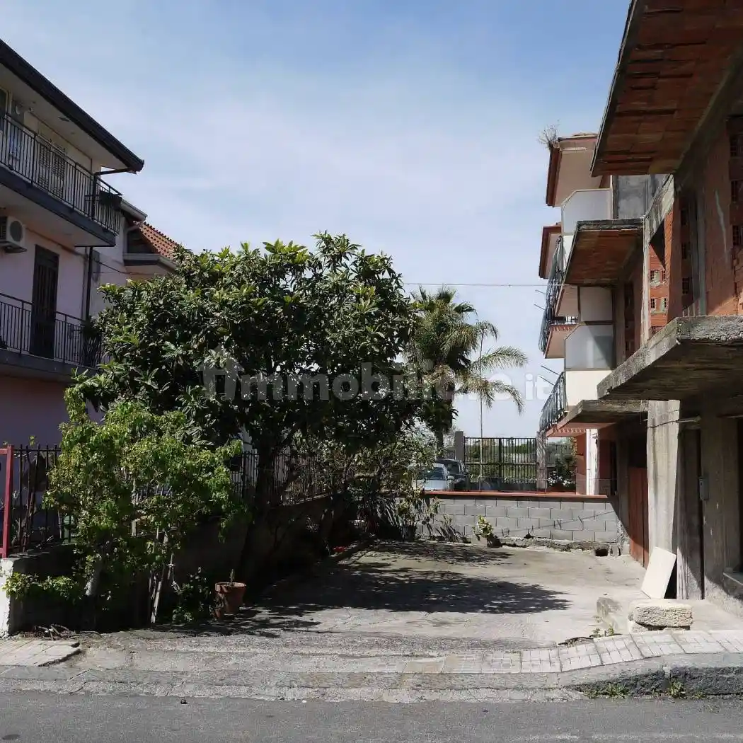 Villa in vendita a Motta Sant'Anastasia