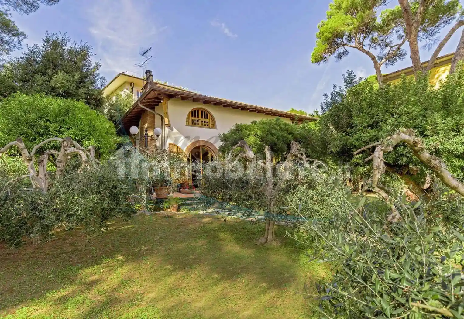 Villa in vendita a Rosignano Marittimo