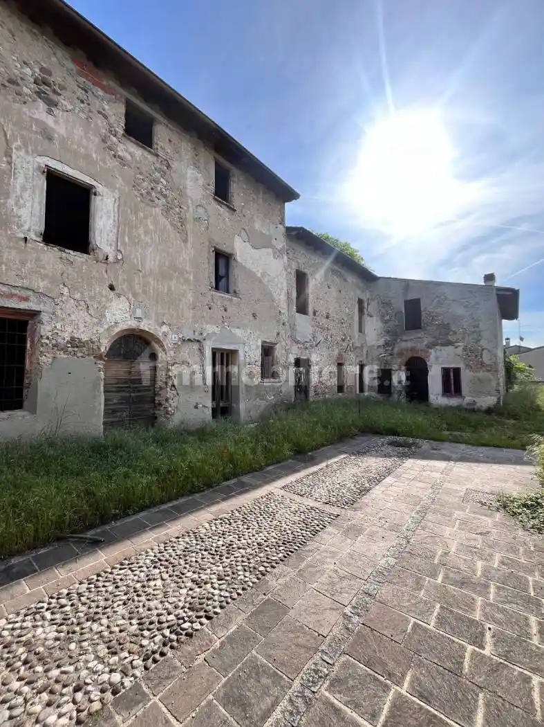 Rustico - Casale in vendita a Cavriana