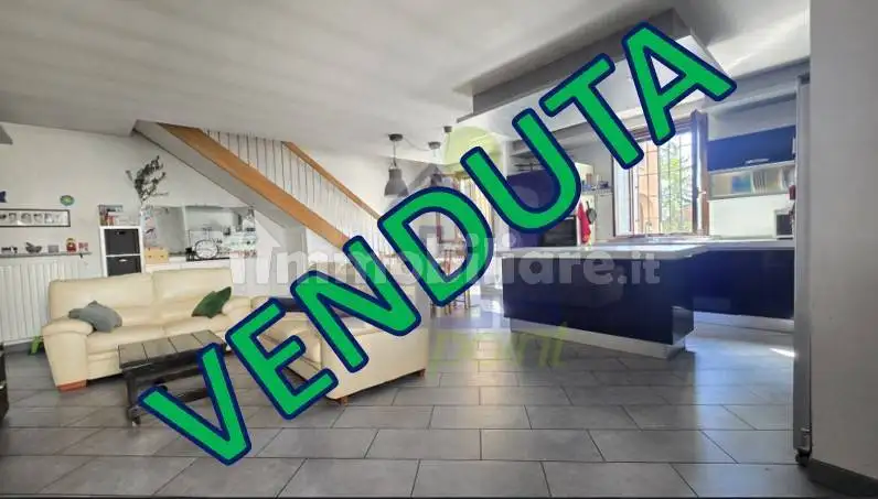 Casa indipendente in vendita a Acquanegra Cremonese