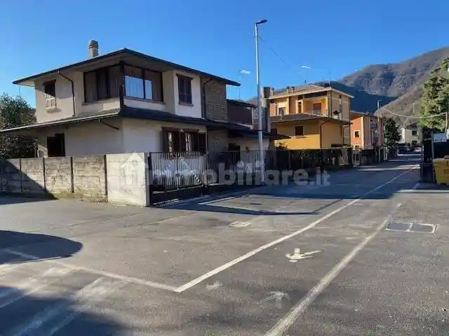 Villa in vendita a Sarezzo