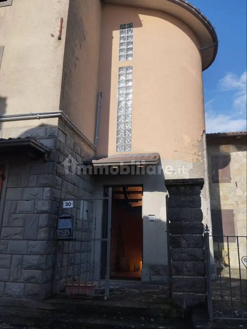 Appartamento in vendita a San Benedetto Val di Sambro