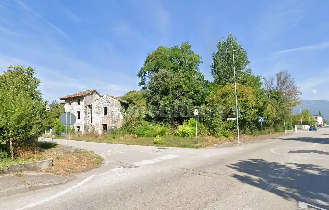 Rustico - Casale in vendita a Roveredo in Piano