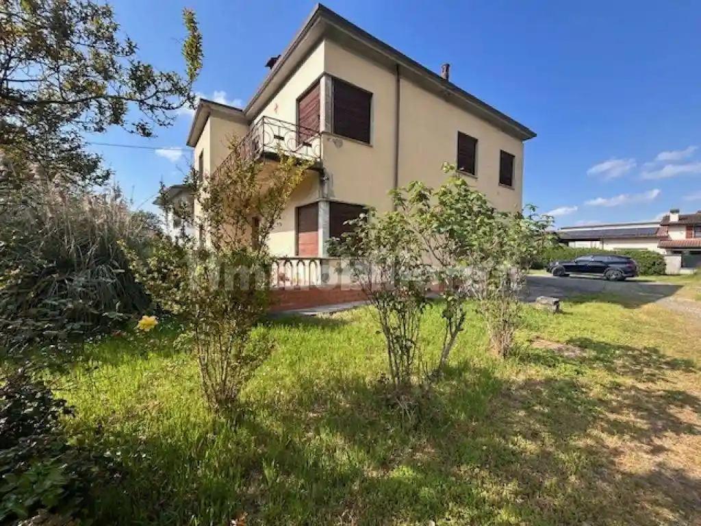 Villa in vendita a Pizzighettone