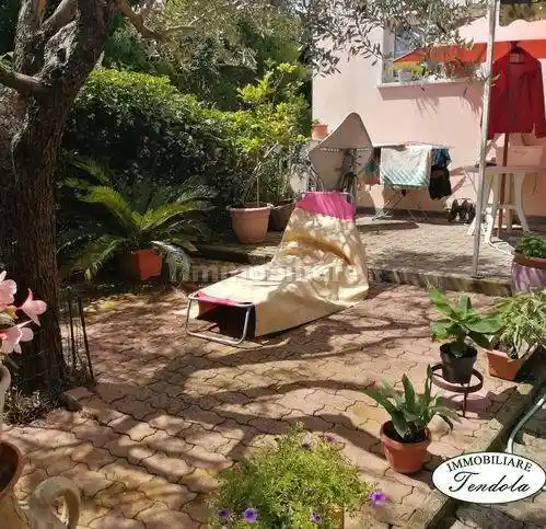 Casa indipendente in vendita a Ameglia