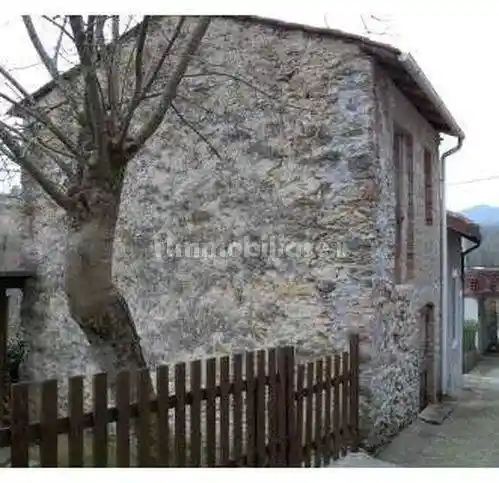 Rustico - Casale in vendita a Villafranca in Lunigiana