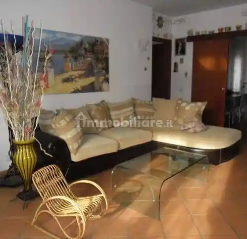 Appartamento in vendita a Sarzana
