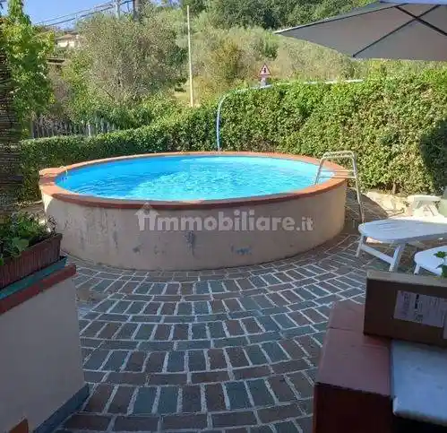 Casa indipendente in vendita a Castelnuovo Magra