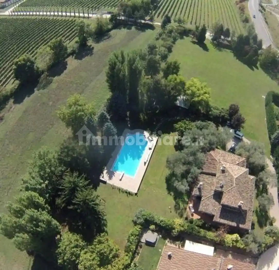 Villa in vendita a Sirmione