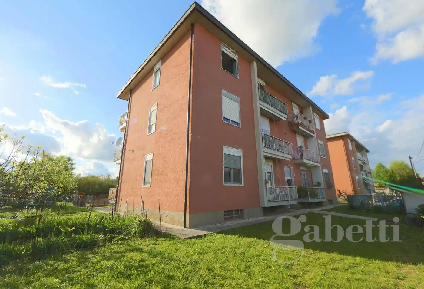 Appartamento in vendita a Lonate Pozzolo