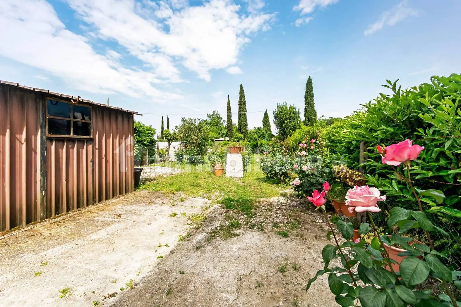 Casa indipendente in vendita a Pistoia