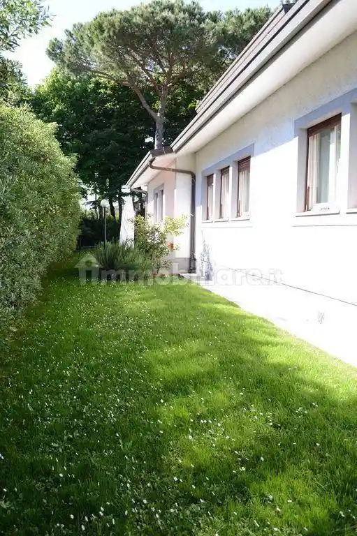 Villa unifamiliare via Palmiro Togliatti, Caranna, Forte dei Marmi - foto 3