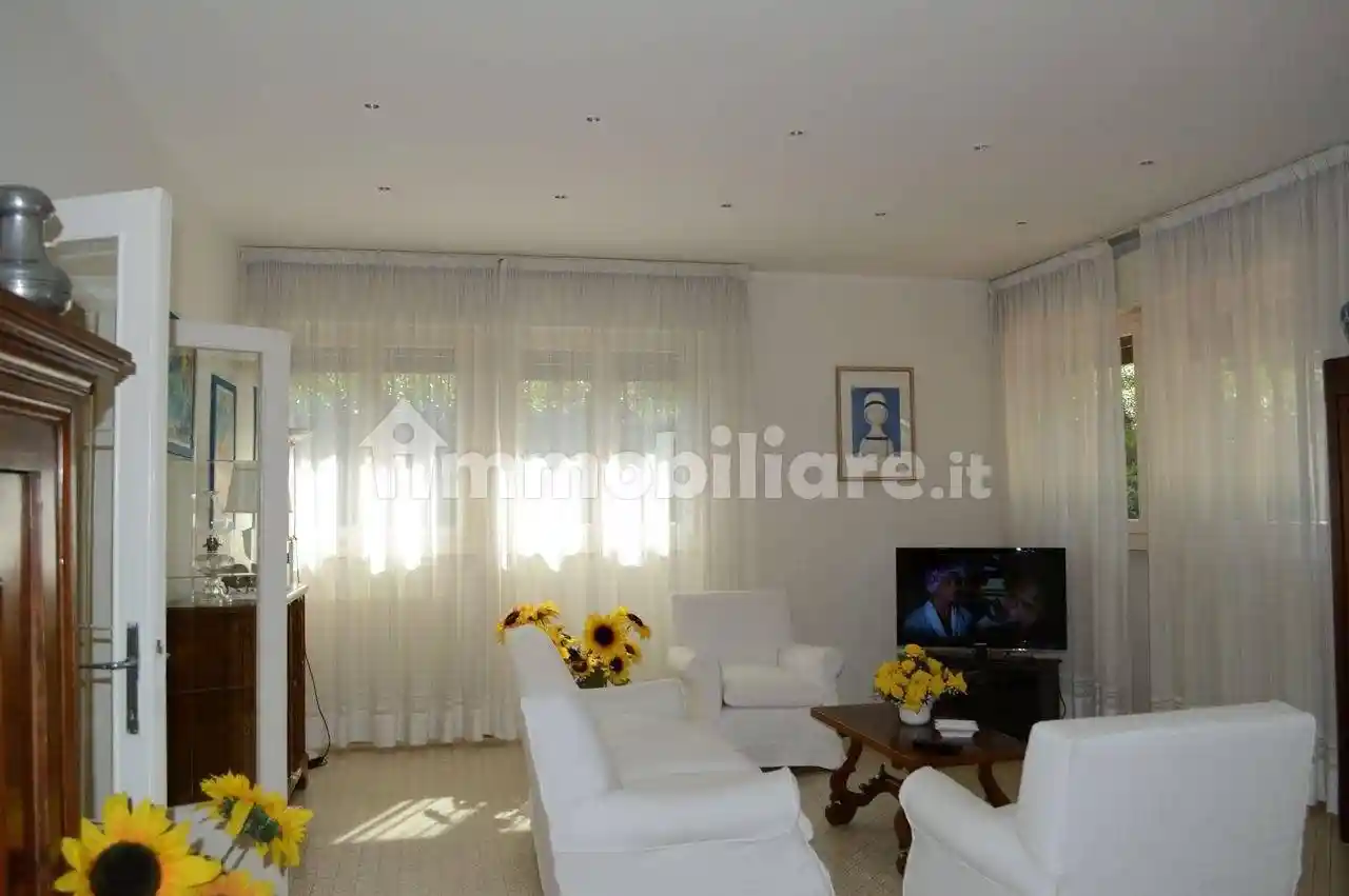 Villa unifamiliare via Palmiro Togliatti, Caranna, Forte dei Marmi - foto 5