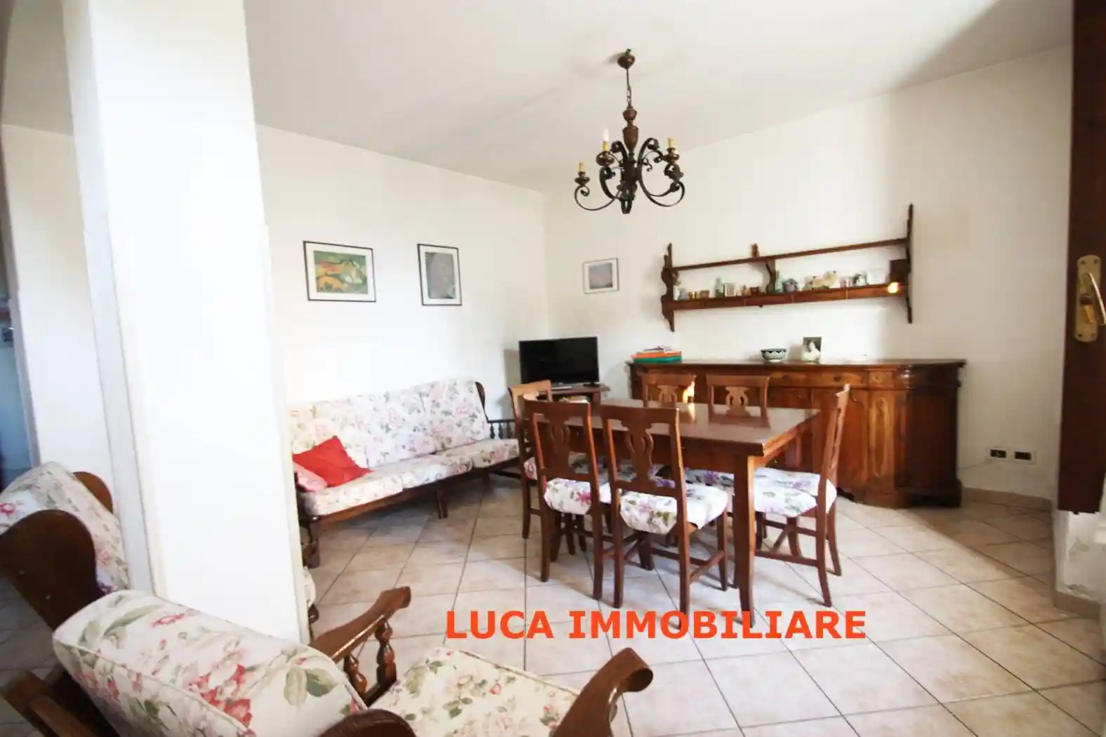Casa indipendente in vendita a Uzzano