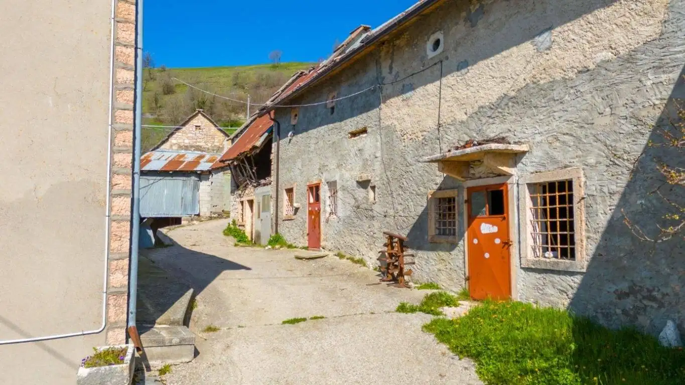 Rustico - Casale in vendita a Velo Veronese