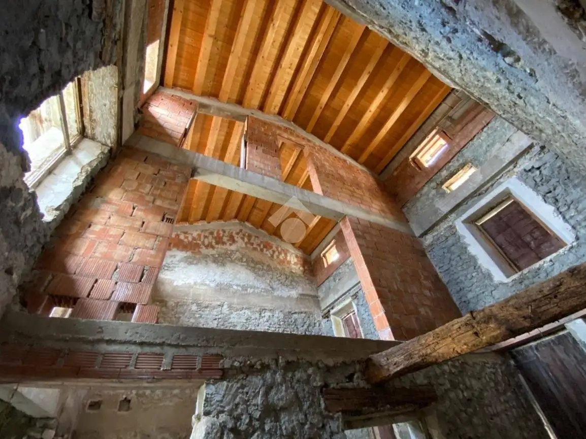 Rustico - Casale in vendita a Fregona