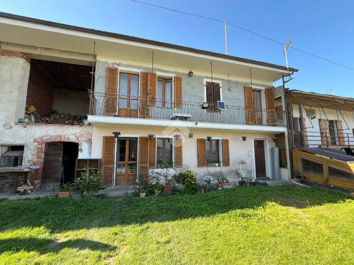 Casa indipendente in vendita a Envie