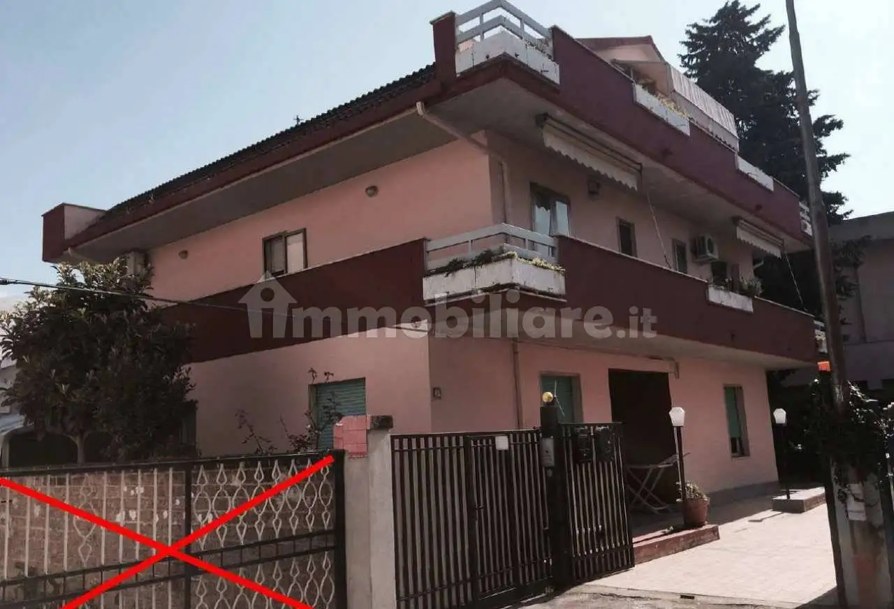 Casa indipendente in vendita a Pescara