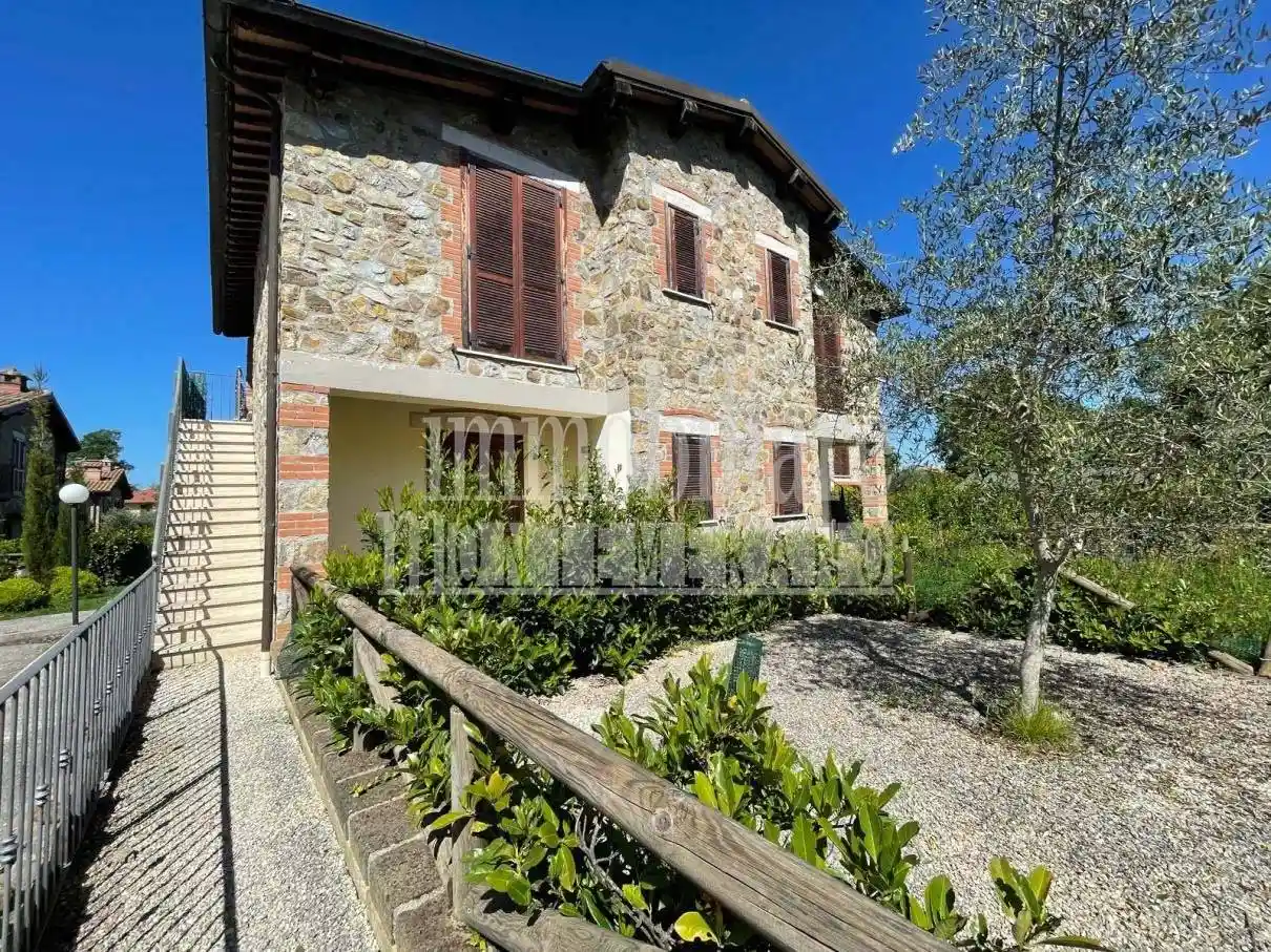 Appartamento in vendita a Manciano