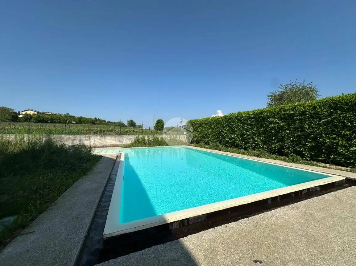 Villa bifamiliare via don giuseppe ferrari 7, Torbiato, Adro - foto 2