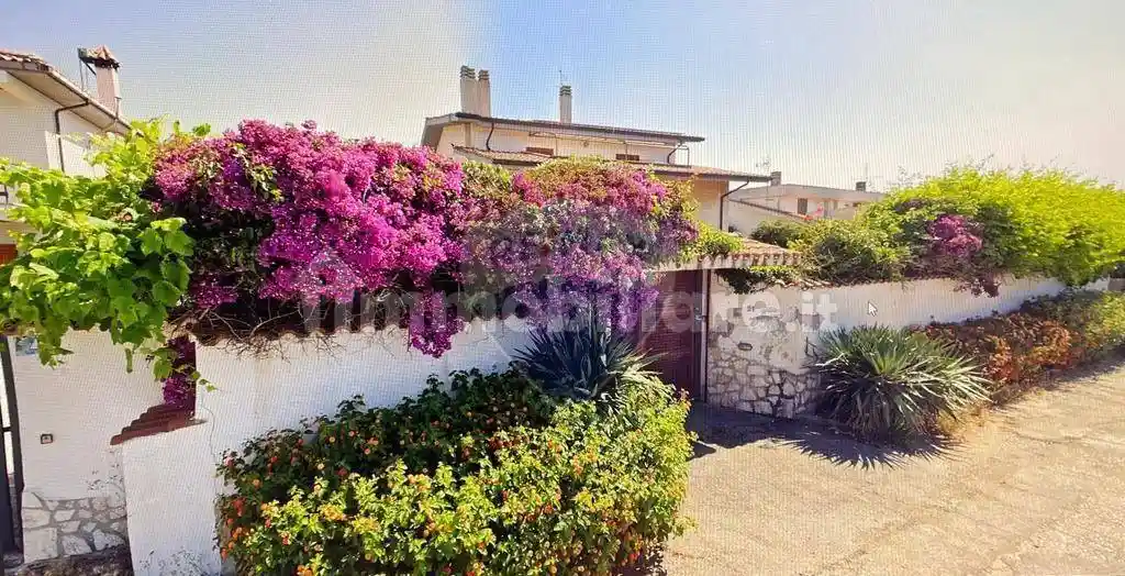 Villa in vendita a Ardea