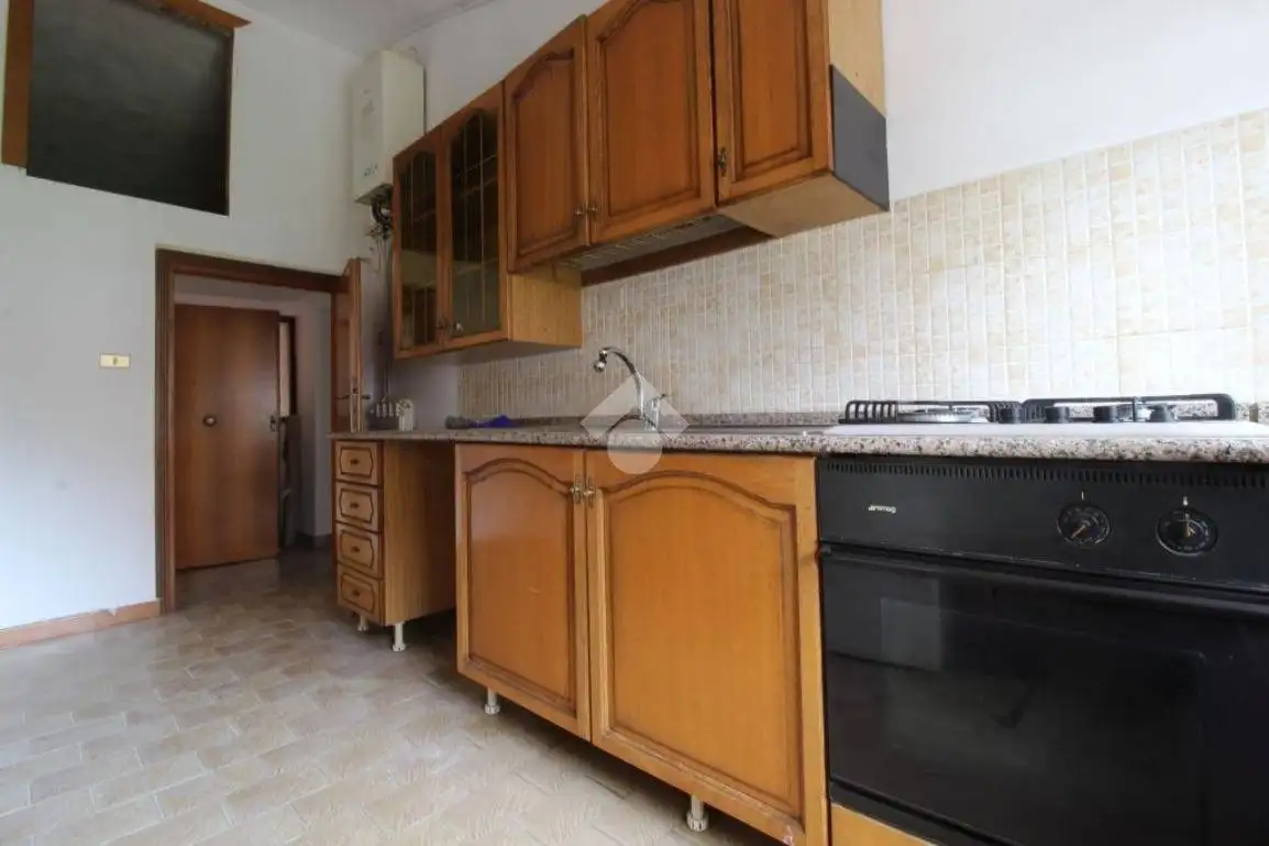 Bilocale piazza Vittorio Emanuele III, Centro, Castelnuovo di Farfa - foto 3