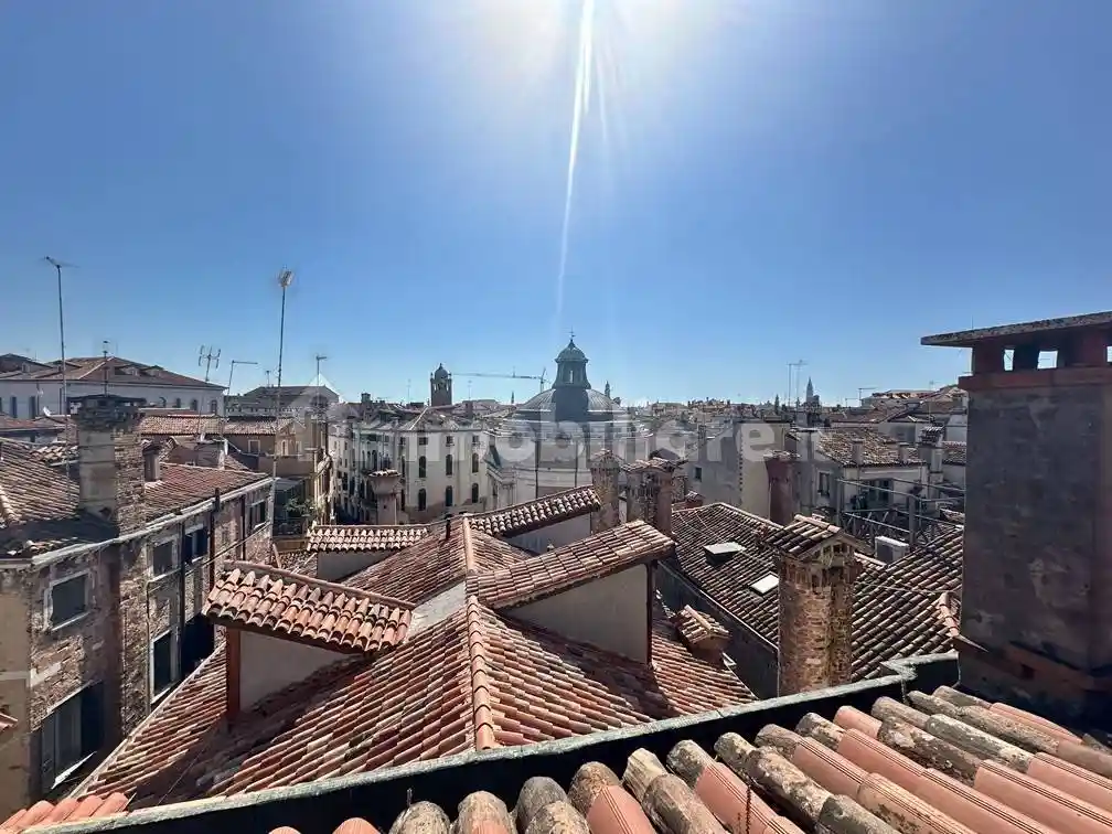 Appartamento in vendita a Venezia