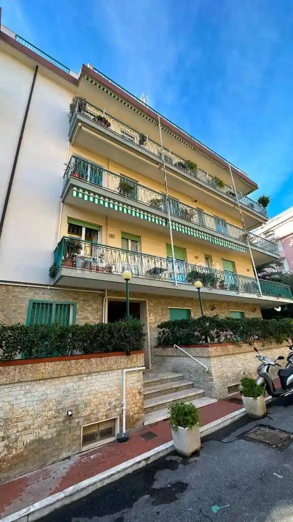 Appartamento in vendita a Alassio