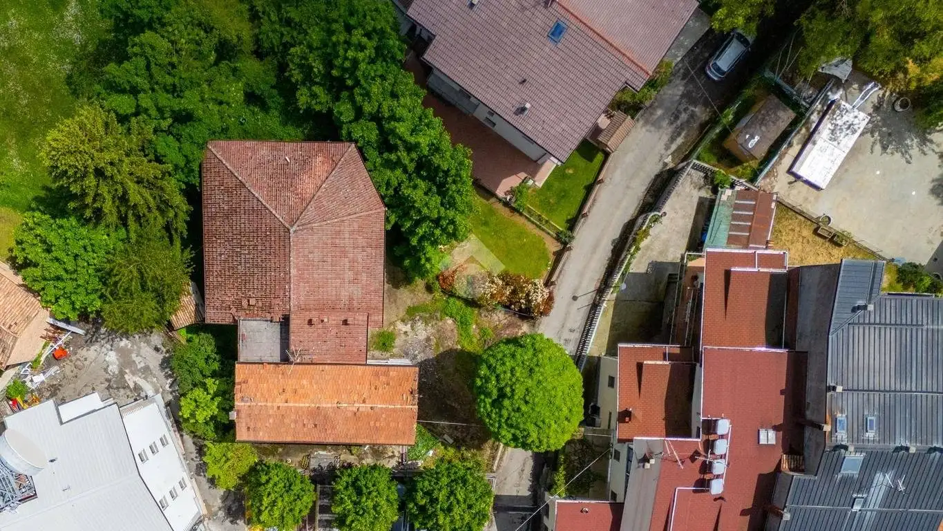 Villa in vendita a Bore